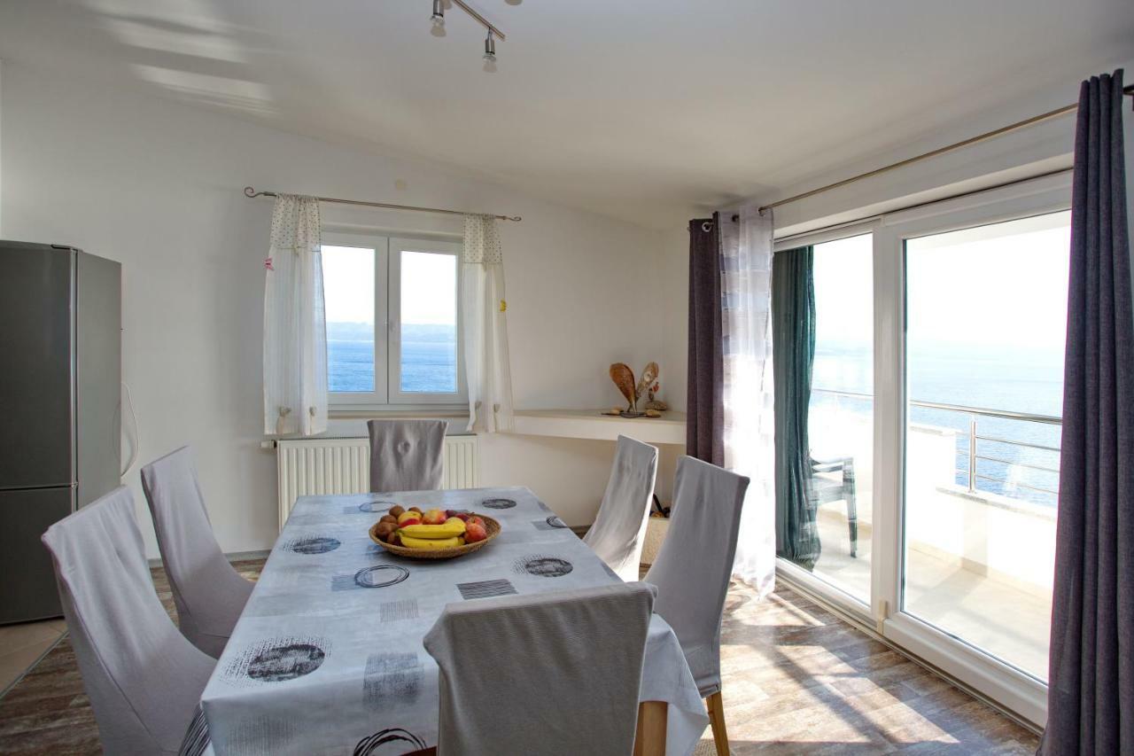 Apartment Lelas *